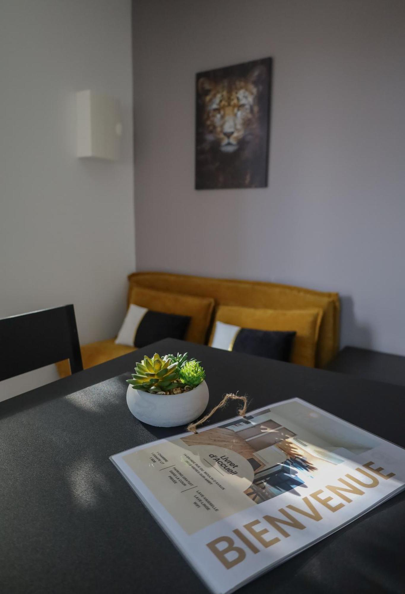 Le Westy 2 Appartement Hieres-Sur-Amby Buitenkant foto