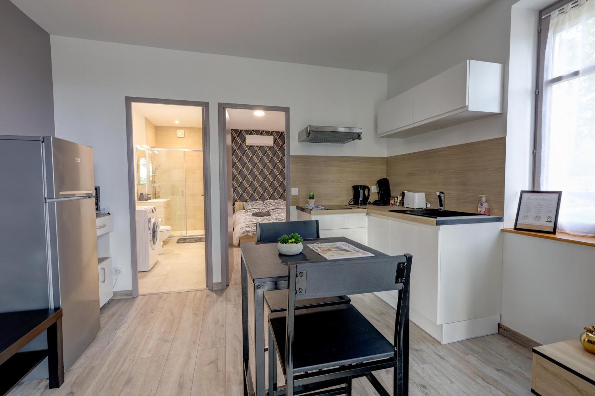 Le Westy 2 Appartement Hieres-Sur-Amby Buitenkant foto